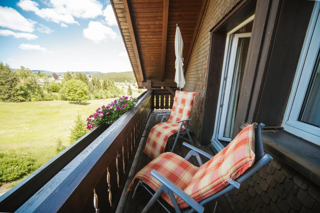Hotel Waldeck Mit Restaurant "Florian'S" Feldberg  Exterior foto