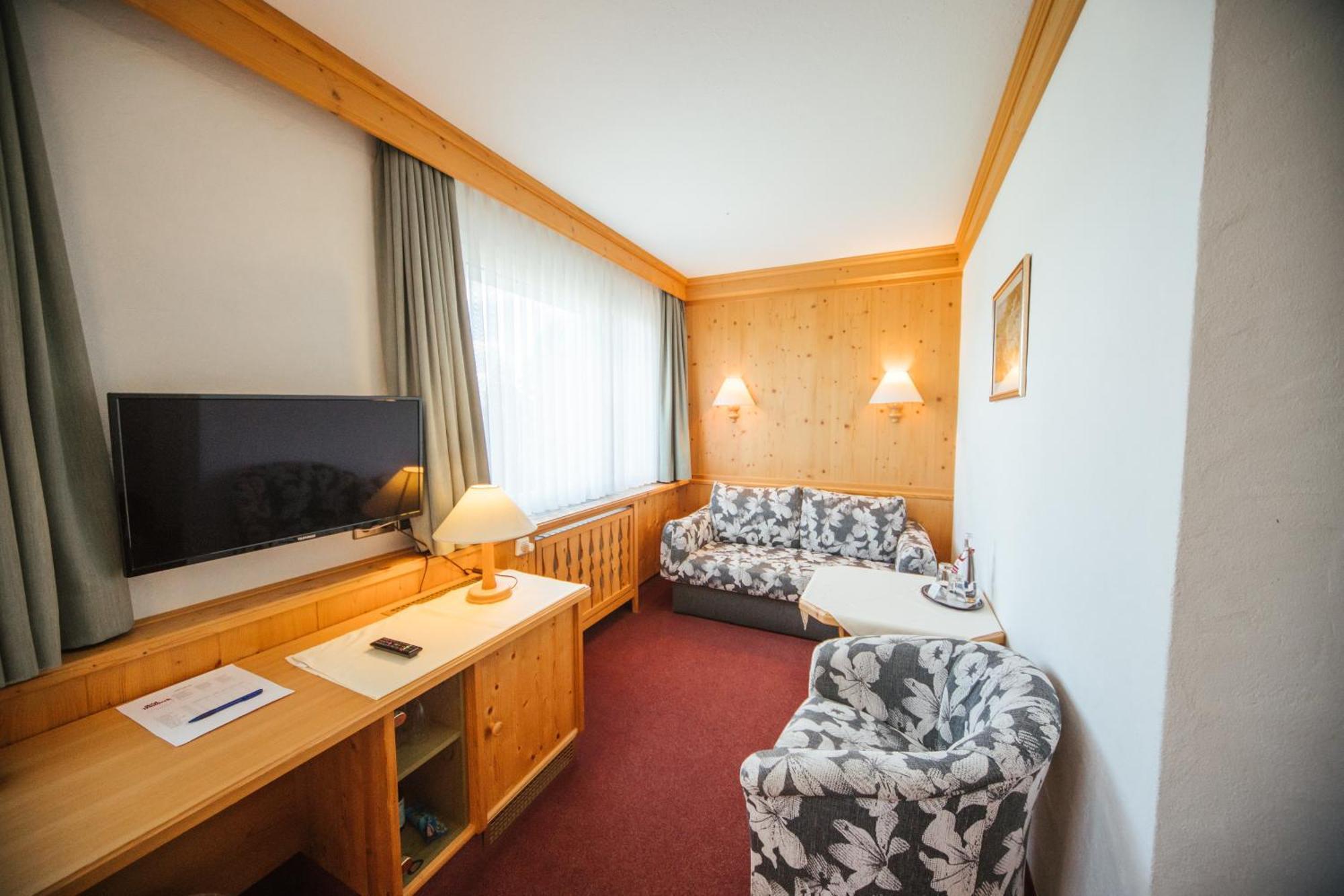 Hotel Waldeck Mit Restaurant "Florian'S" Feldberg  Cameră foto